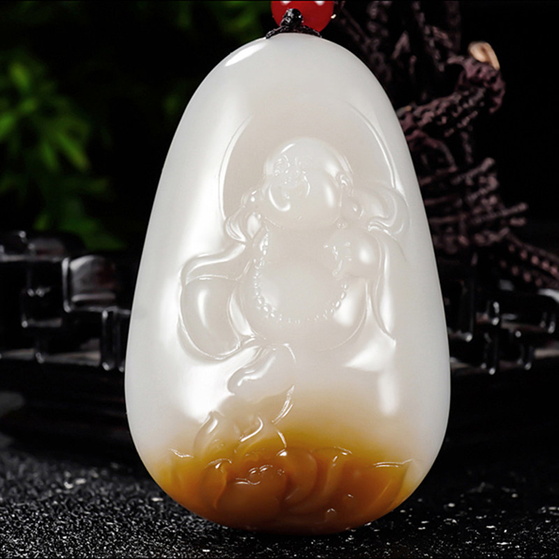新疆大师冯立辉作品和田玉且末金山料糖羊脂白玉笑佛挂件40.25克