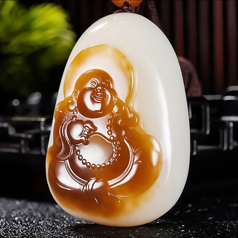 新疆大师冯立辉作品和田玉且末金山料糖白玉笑佛挂件41.34克