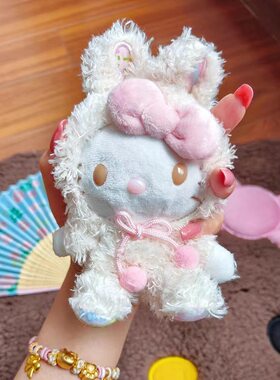 日本复活节哈喽kitty黑皮挂件包包书包KT猫小饰品hello高级感毛绒