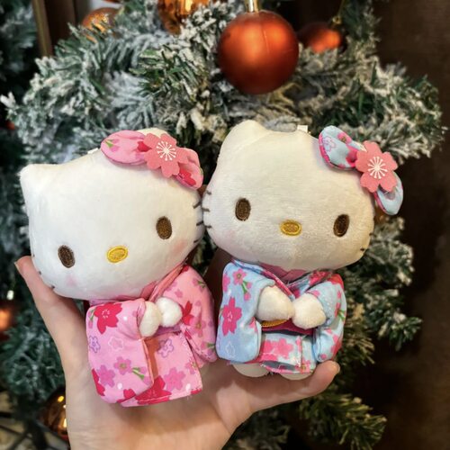 日本HelloKitty和服系列