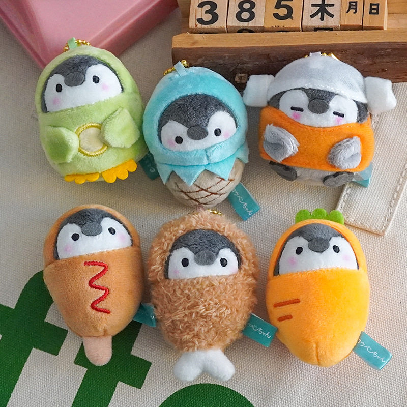 日本正能量小企鹅变装鸡