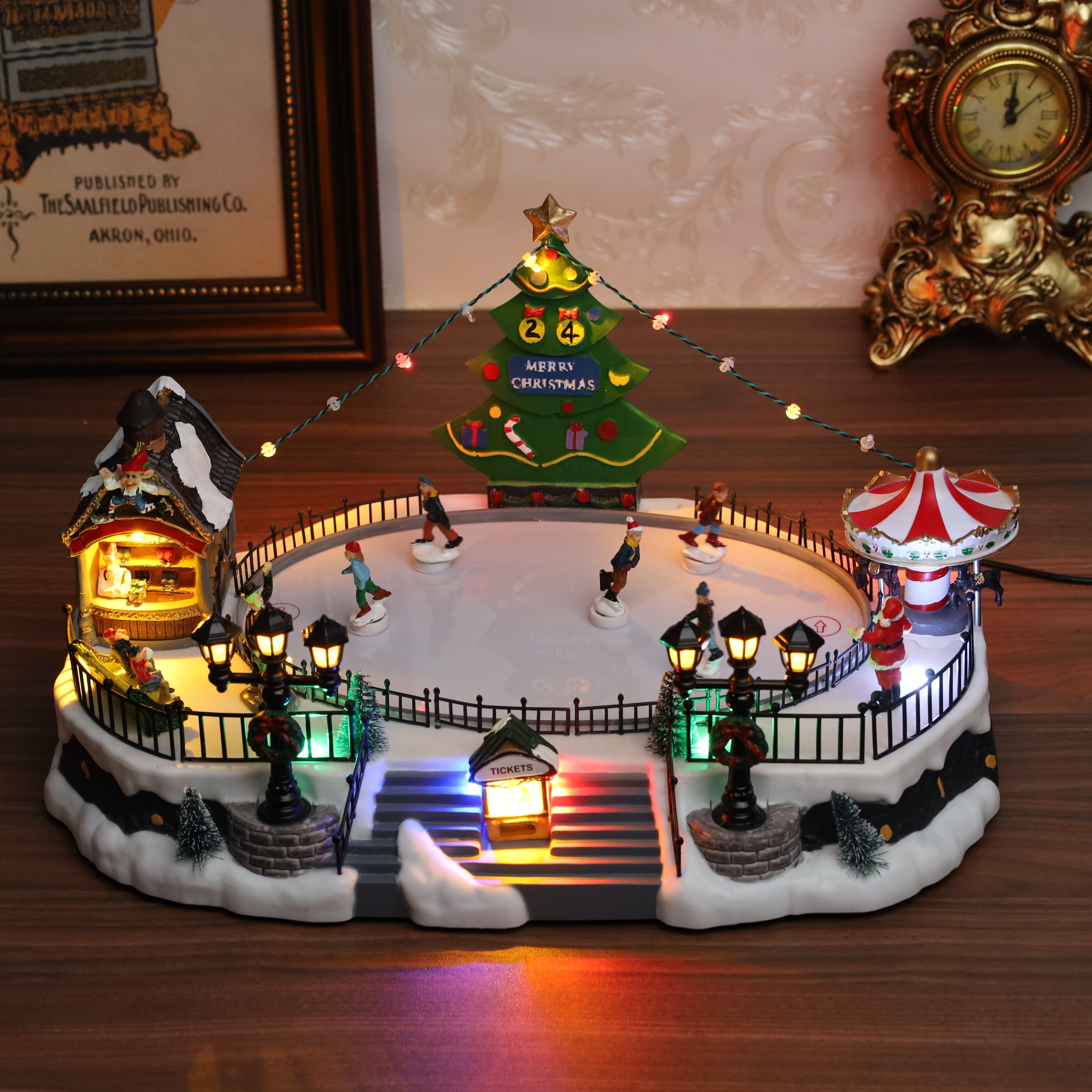 发光欧式圣诞节装饰摆件溜冰场音乐盒八音盒男女生儿童生日礼物