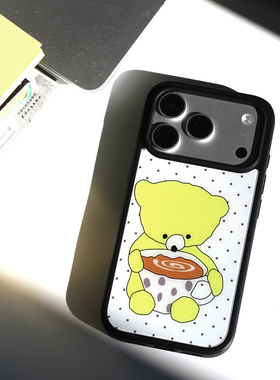 omatl原创喝咖啡小熊 pc磨砂黑边磁吸手机壳 适用于苹果iphone17pro