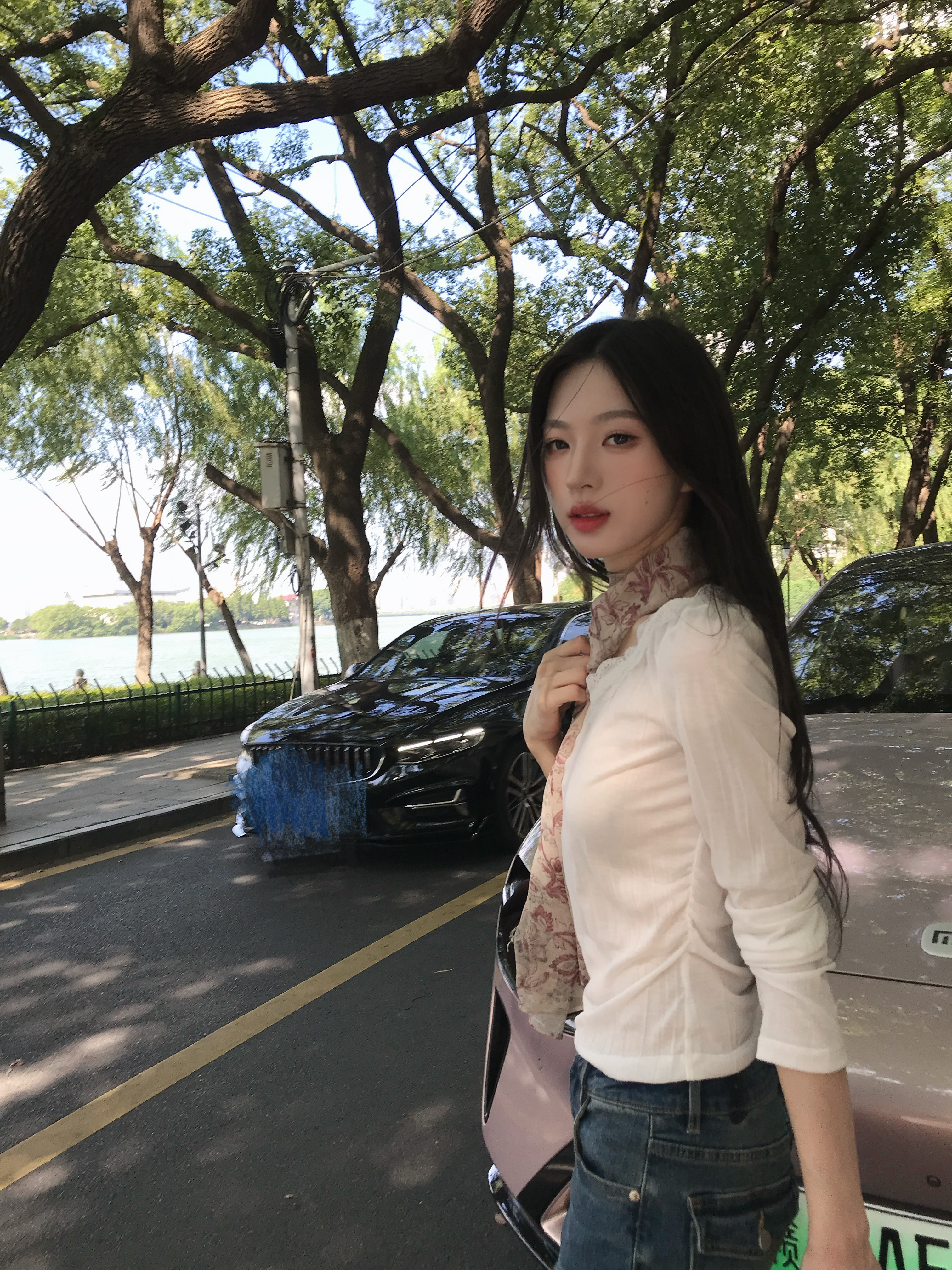 鱼没放 古早印花长条丝巾图片