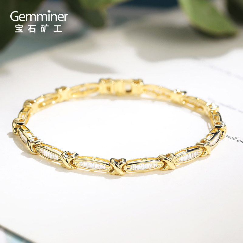 宝石矿工 18k黄金x形钻石手链女满钻 时尚精致梯方真钻手镯高级感