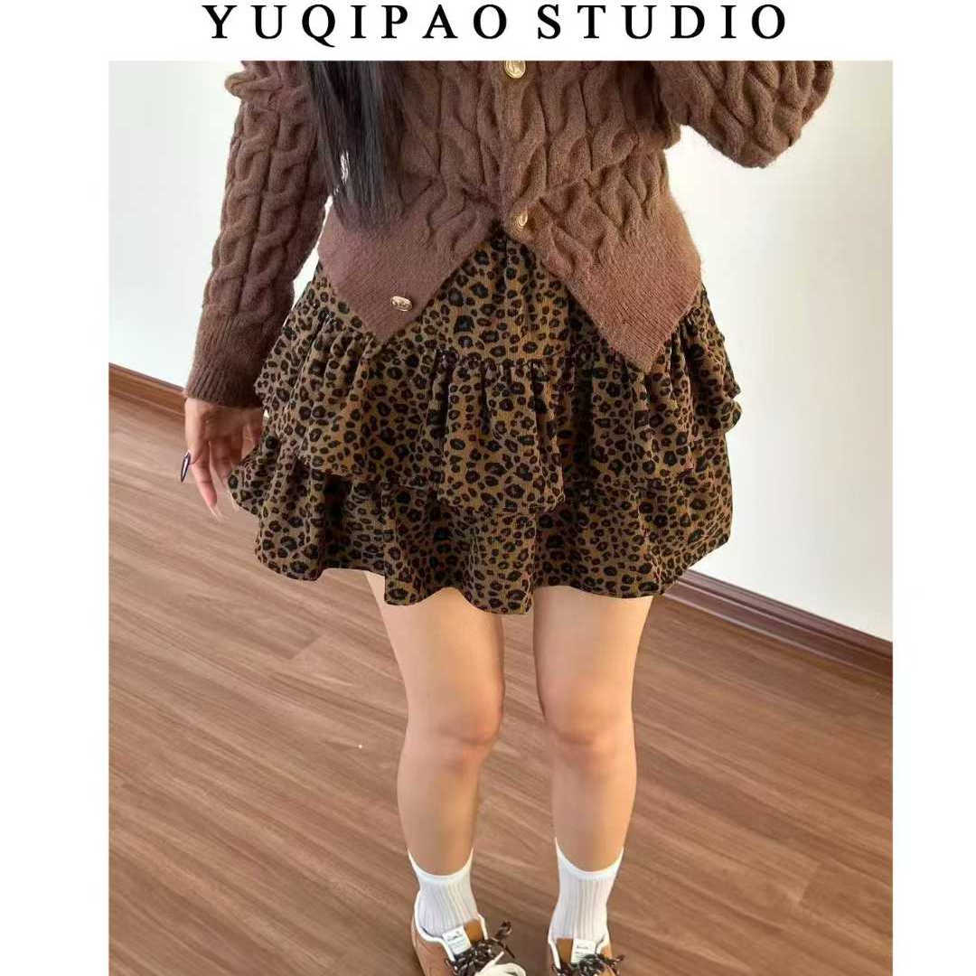 WENDI 复古松紧腰豹纹蛋糕半身裙秋季新款高腰气质百搭荷叶边短裙