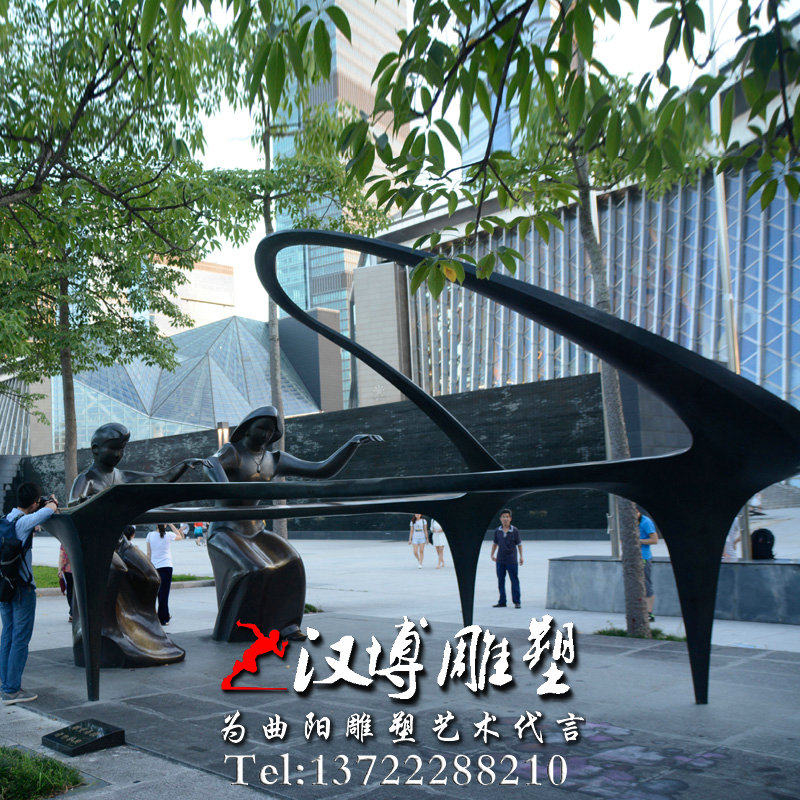 玻璃钢树脂仿铜雕塑 抽象人物弹钢琴雕塑音乐主题小提琴 园林铸铜