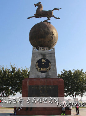 马踏飞燕雕塑制作雕塑铸铜材质广场摆放雕塑制作雕塑城市景观雕塑