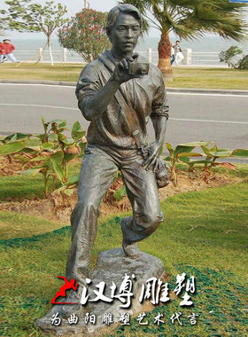 玻璃钢商业街景观人物雕塑