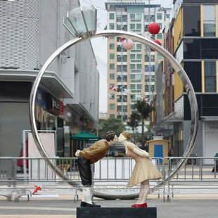 广场景观爱情亲吻雕塑玻璃钢雕塑铸铜人物雕像定制户外大型铜雕