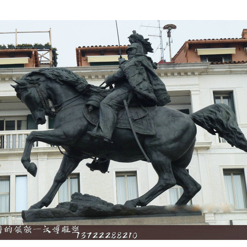 西方人物剑士骑马雕塑欧式主题户外公园广场景观大型仿铜玻璃钢