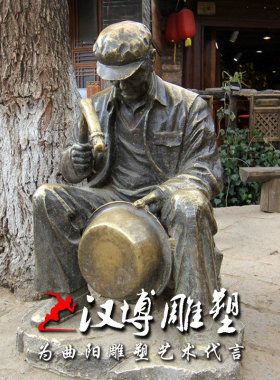 玻璃钢步行街人物雕塑