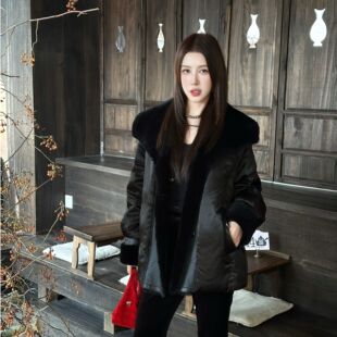 G.yantong郭彦彤鹅绒绵羊毛皮毛一体大翻领羽绒女外套保暖WT1130