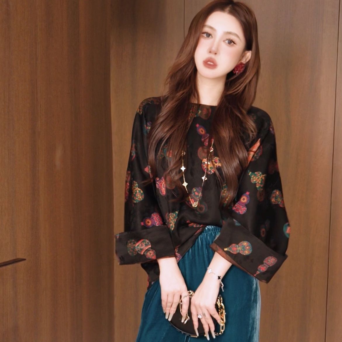 人丝香云纱圆领斜襟长袖上衣