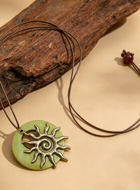 波西米亚复古vintage绿太阳项链