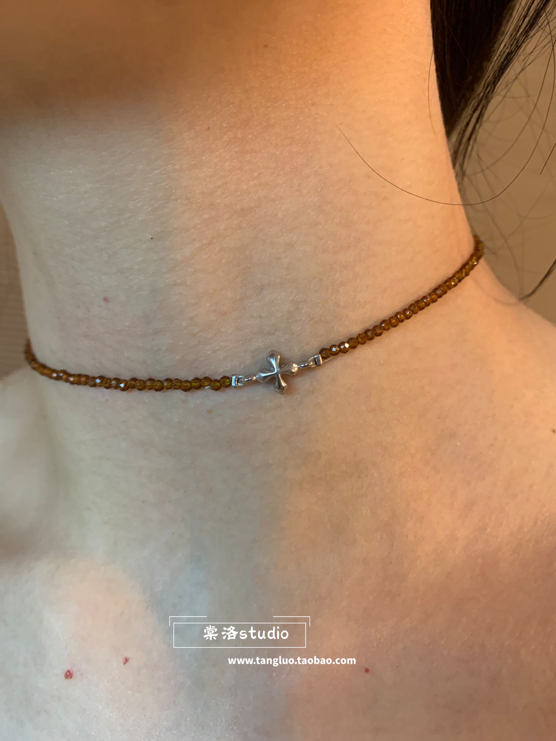 棠洛 原创手作咖色尖晶石choker颈链女细闪氛围感锁骨链日常百搭图片