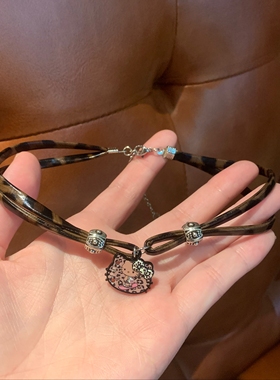 豹纹kitty颈链女y2k千禧辣妹软皮革项圈choker锁骨链个性小众项链