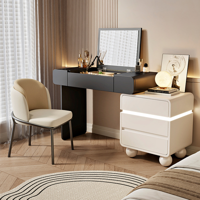 2025新款奶油风梳妆台卧室简约现代翻盖化妆桌实木梳妆台斗柜一体