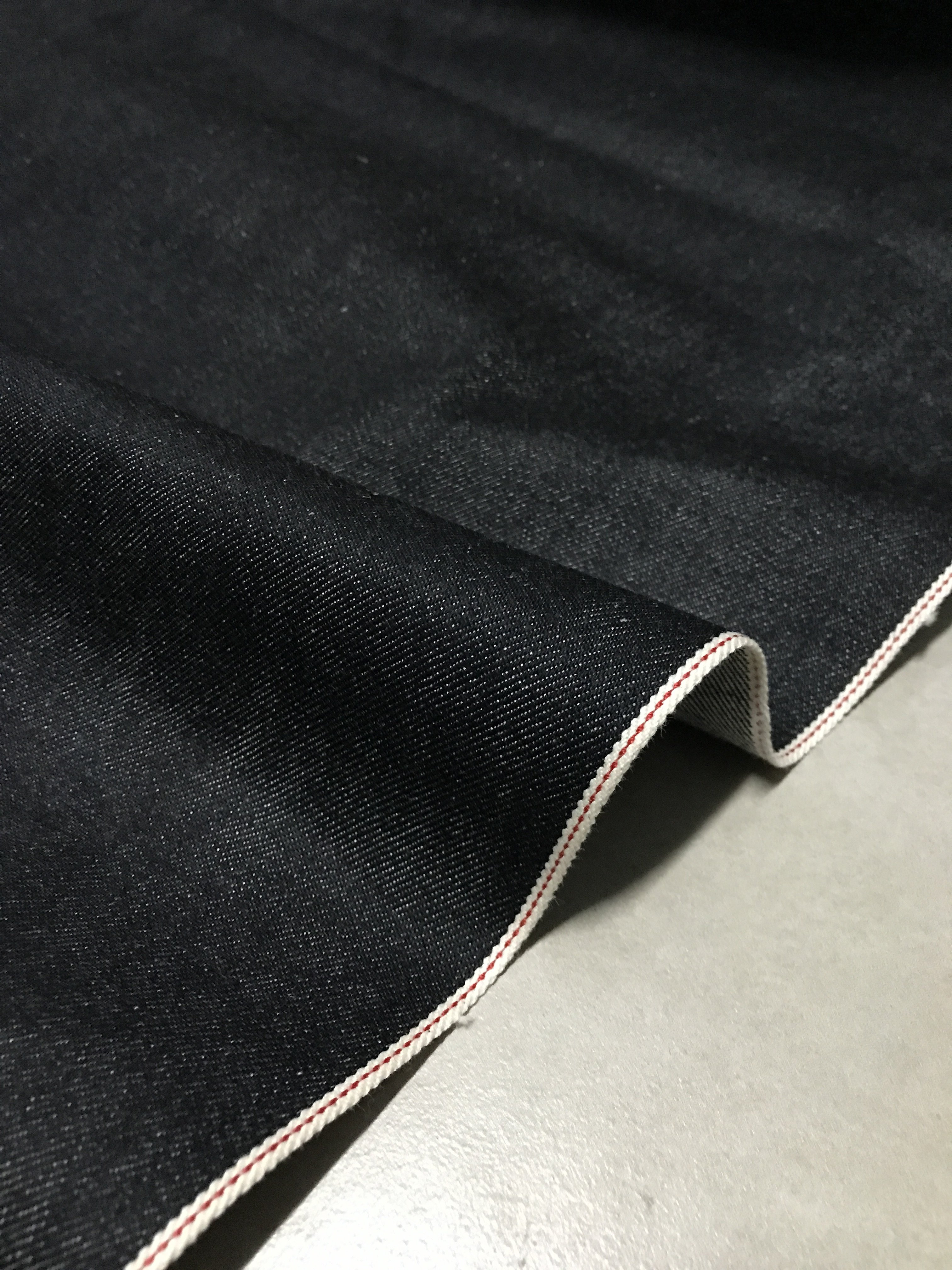 金佳微厚挺括无弹品质感足日本冈山赤耳原浆黑色红边丹宁牛仔布料