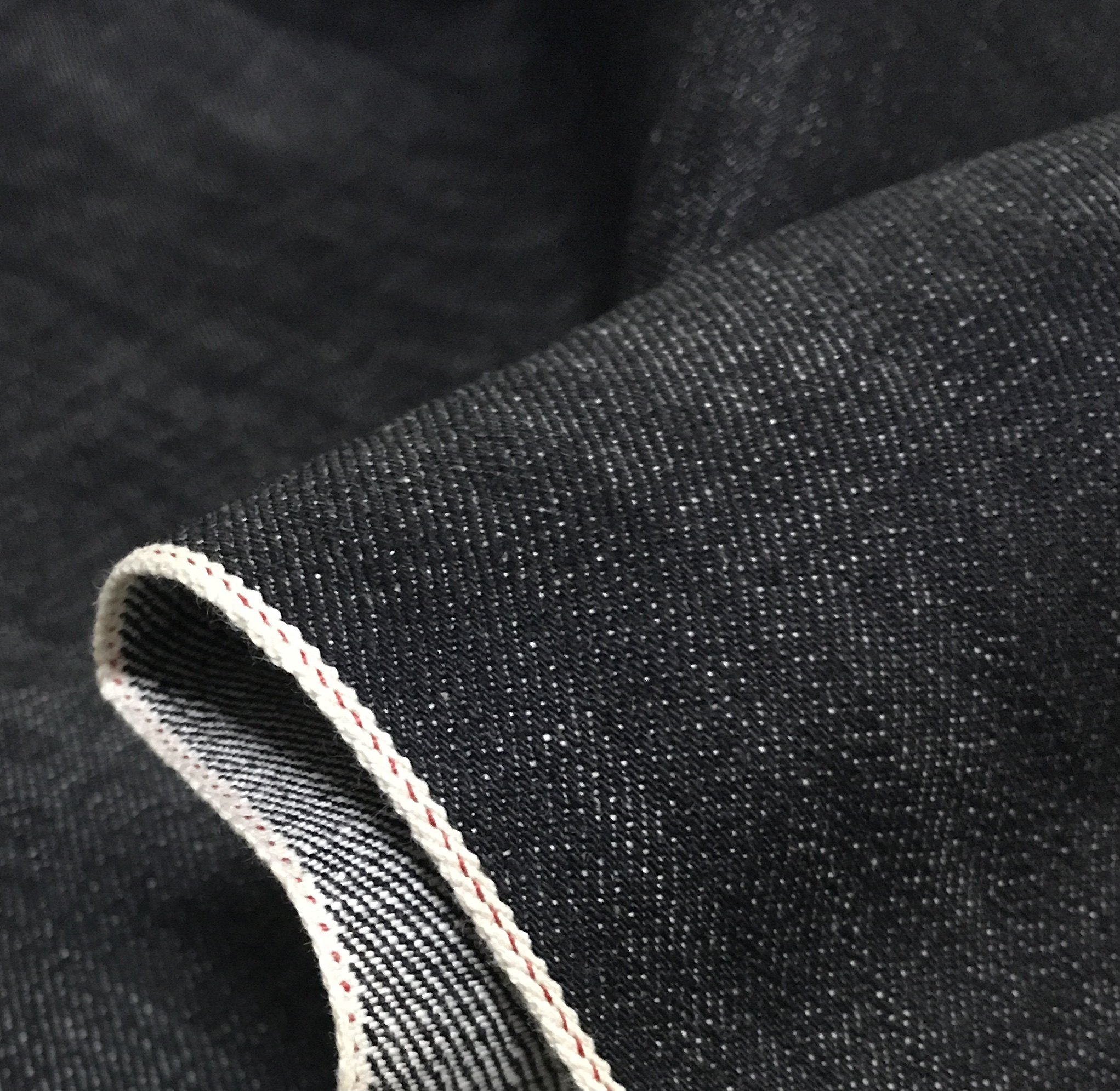 金佳厚硬无弹品质感足日本赤耳丹宁进口高端原浆黑色红边牛仔布料