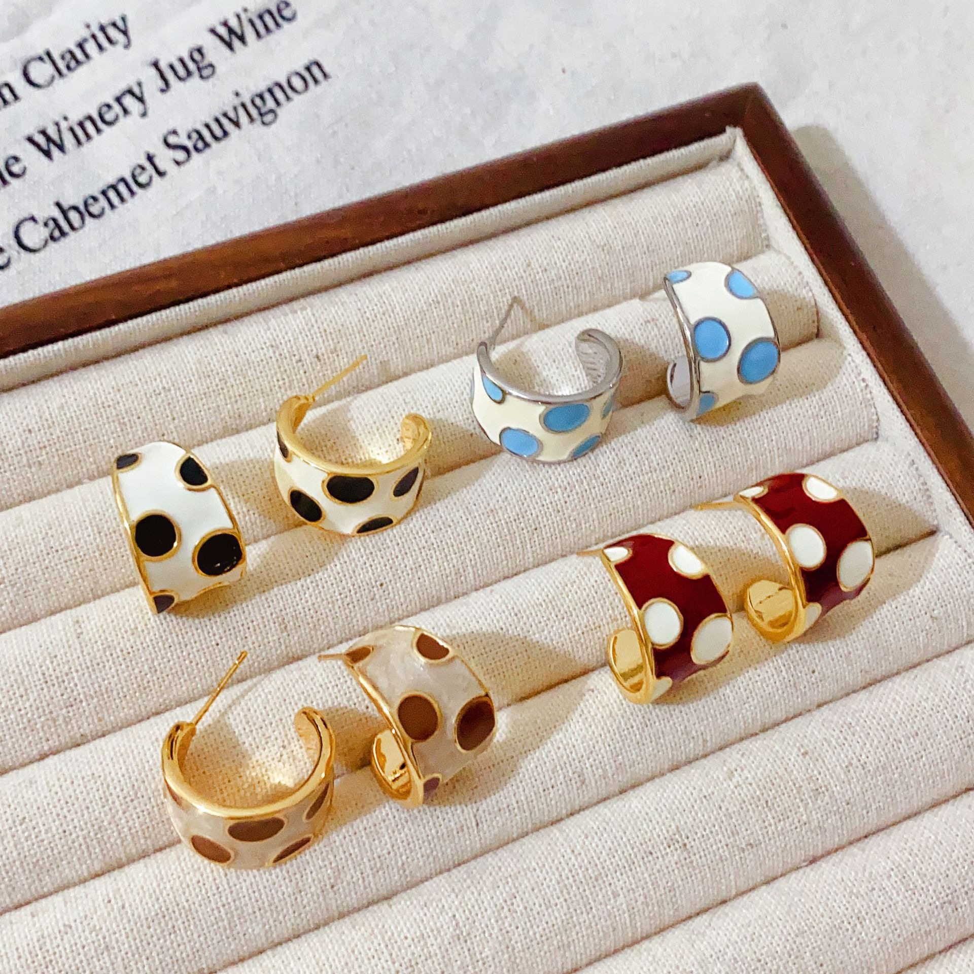 欧美复古珐琅滴油波点耳圈女小众设计感高级气质耳环2026新款耳饰,饰品/流行首饰/时尚饰品新,耳环,淘宝优惠券,粉丝福利购,淘宝优惠卷