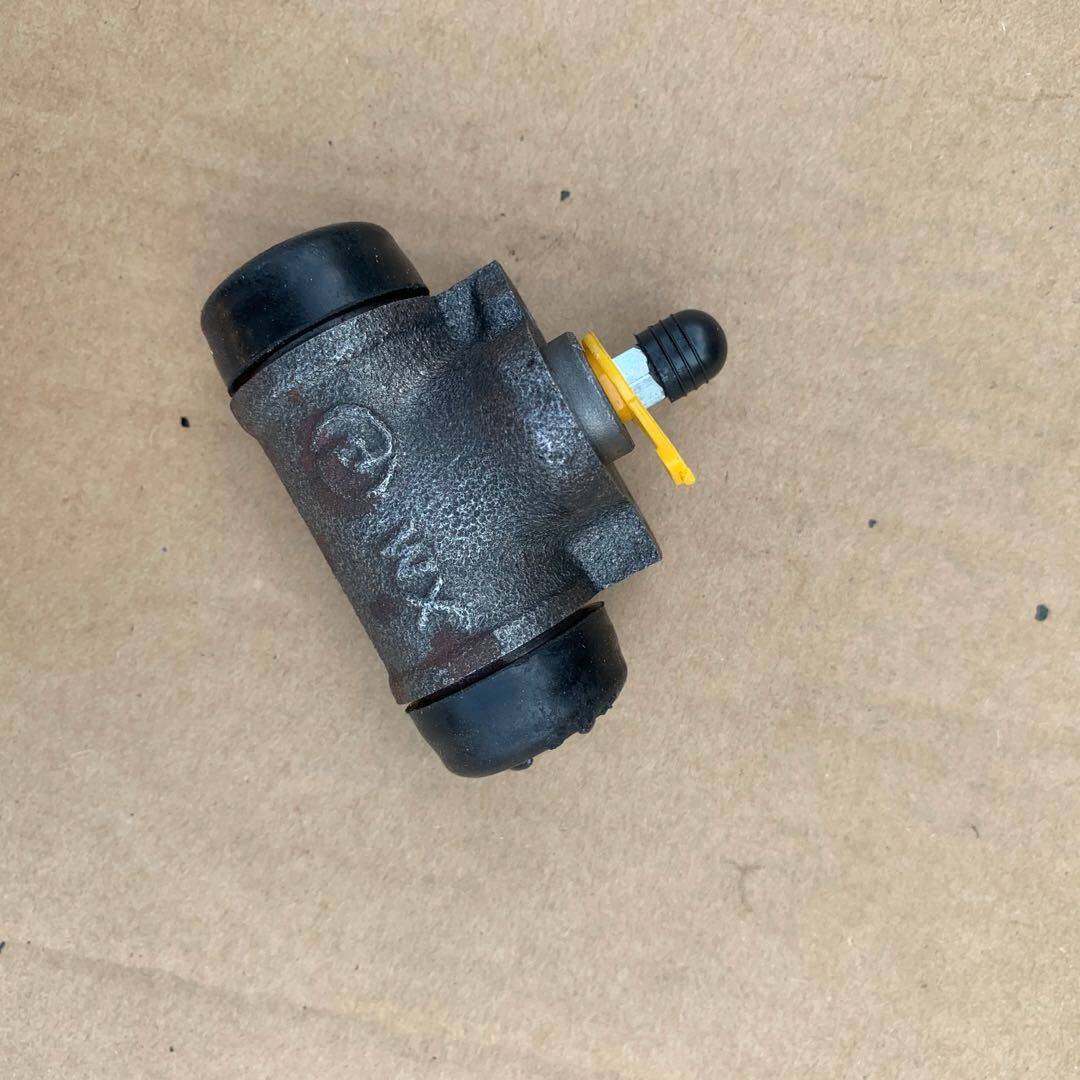 适用奇瑞a1 qq6 旗云1后分泵后轮刹车泵qq6后分泵制动泵总成