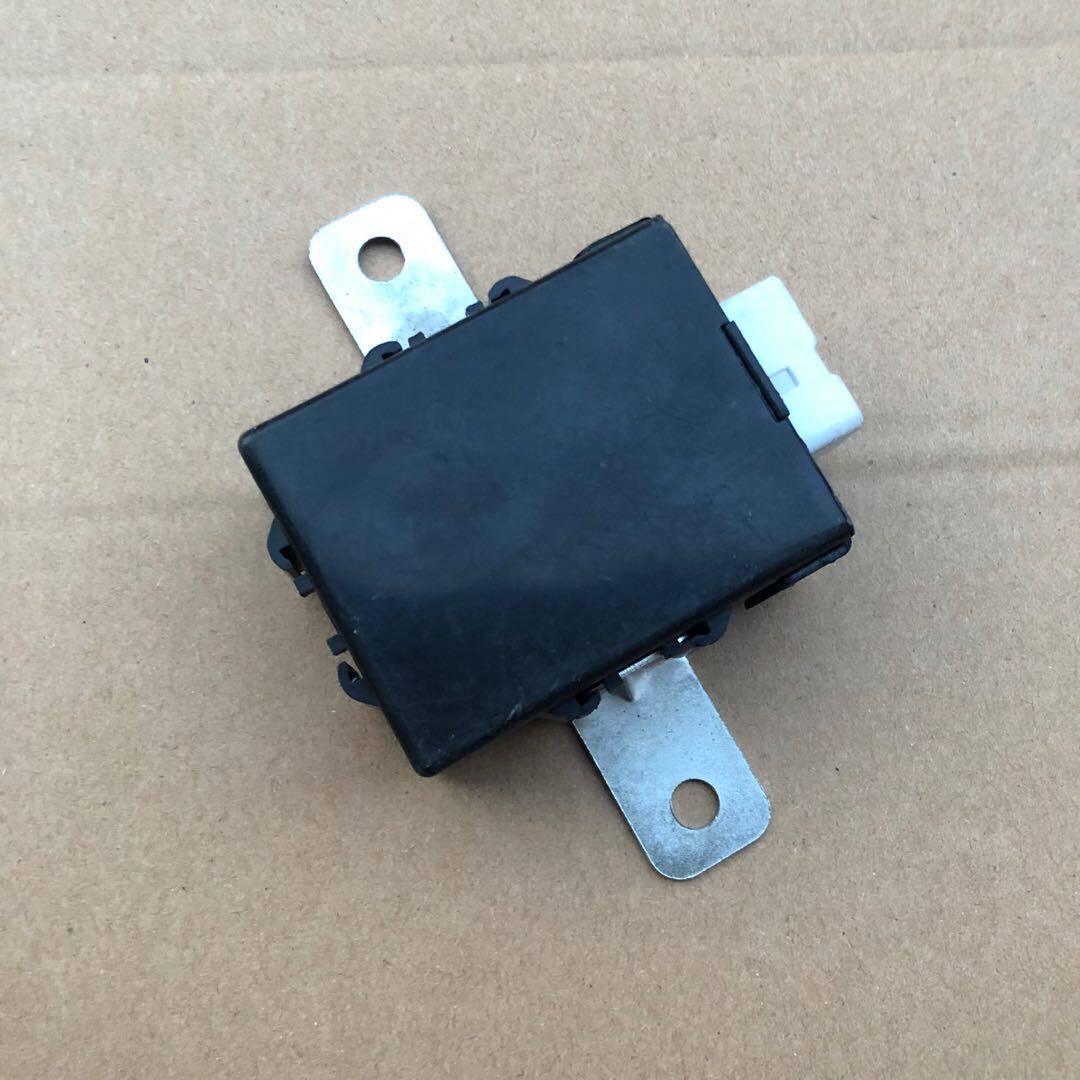 适配众泰2008 5008 t200玻璃升降控制盒升降器模块电动门窗继电器