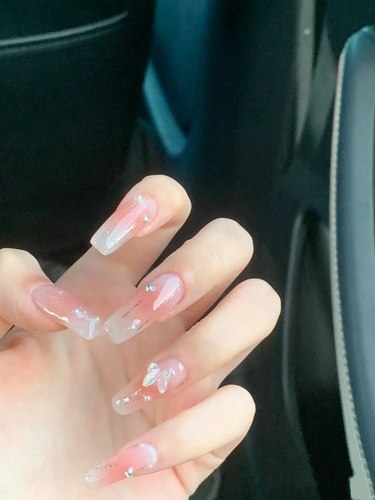 腮红极光钻蝴蝶穿戴甲