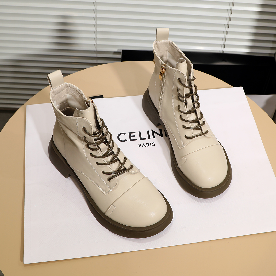 上脚超显瘦~软皮软底百搭小短靴