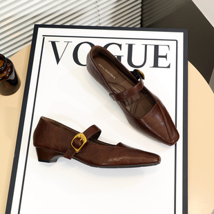 复古风法式玛丽珍鞋女2025秋冬新款低跟一字带单鞋粗跟棕色小皮鞋