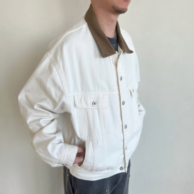 复古工装白色牛仔夹克cleanfit