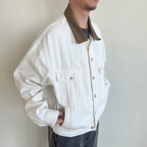 复古工装白色牛仔夹克cleanfit