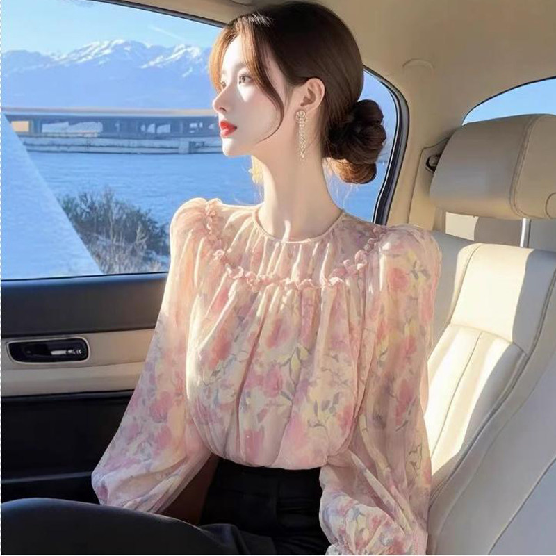 春装外出哺乳衣上衣时尚碎花喂奶衣衬衫显瘦产后外穿嫩妈款雪纺衫