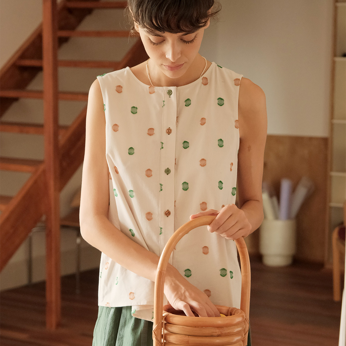 mannee “森林织点”质朴自然立体波点 汉麻木棉面料彩色扣子背心
