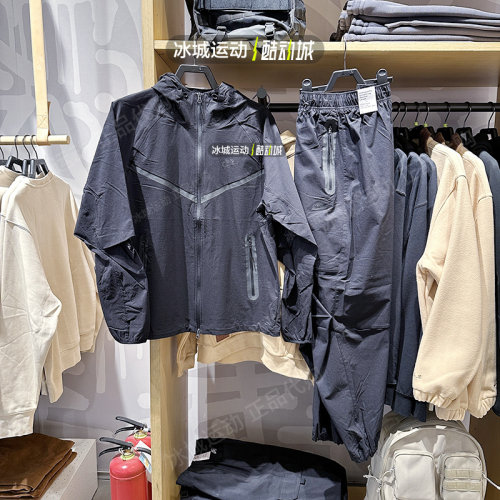 Nike/耐克男子25年春款运动休闲梭织连帽外套长裤 HM7152 HM7159
