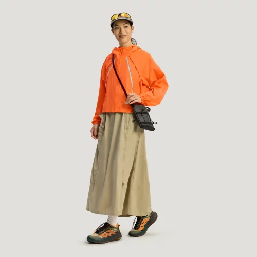 Adidas阿迪达斯女子户外夹克外套