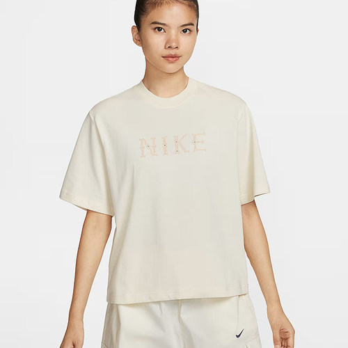 Nike耐克女子宽松短袖II0446
