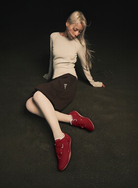 Adidas阿迪达斯女子26年春款运动休闲圆领修身长袖T恤KV4858 4860