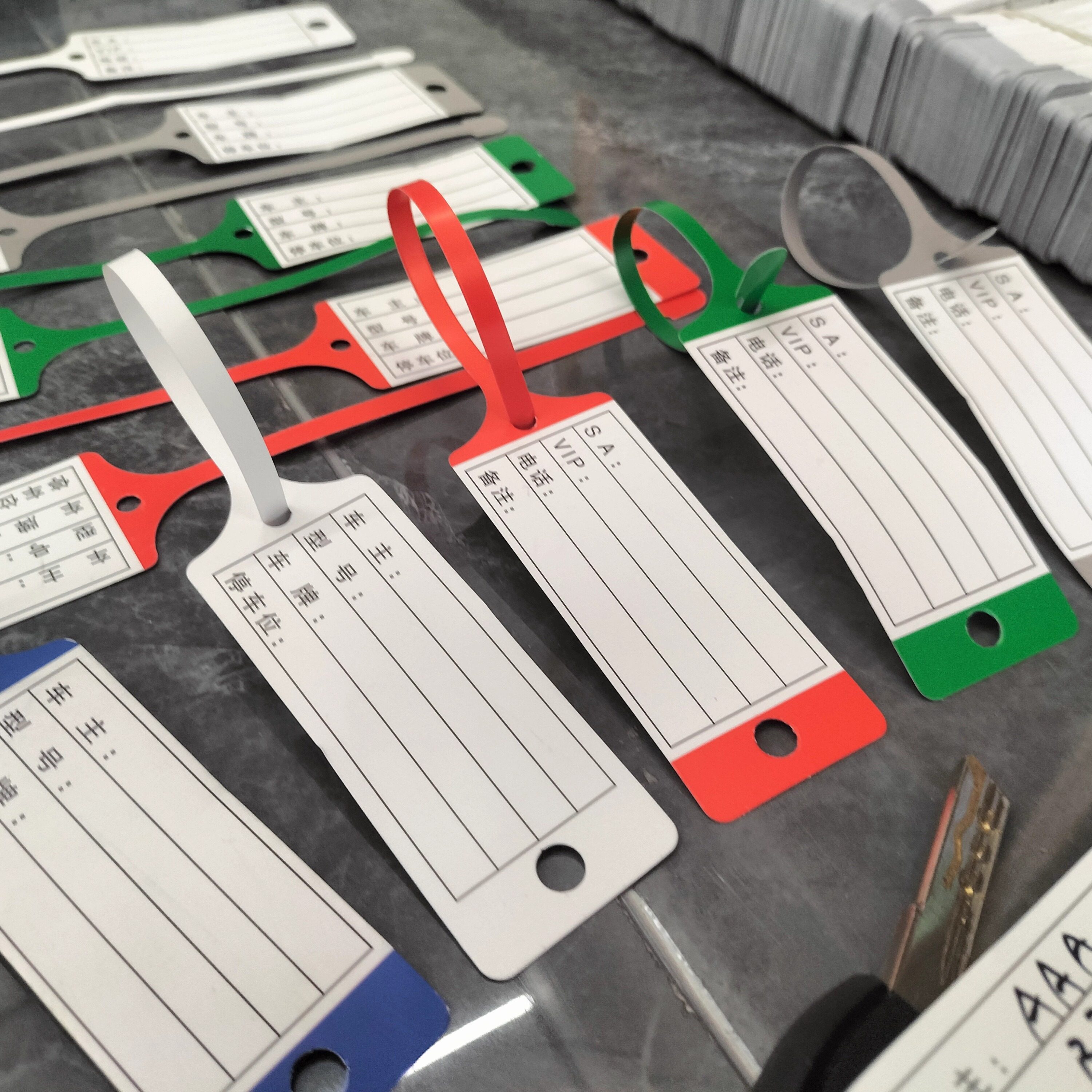 4S店修理厂物流运车一次性合成纸钥匙牌扣标识挂吊标签信息牌汽车