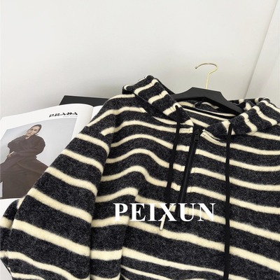 舒服百搭糯米绒条纹连帽卫衣女冬季高质感加厚磨绒半拉链上衣