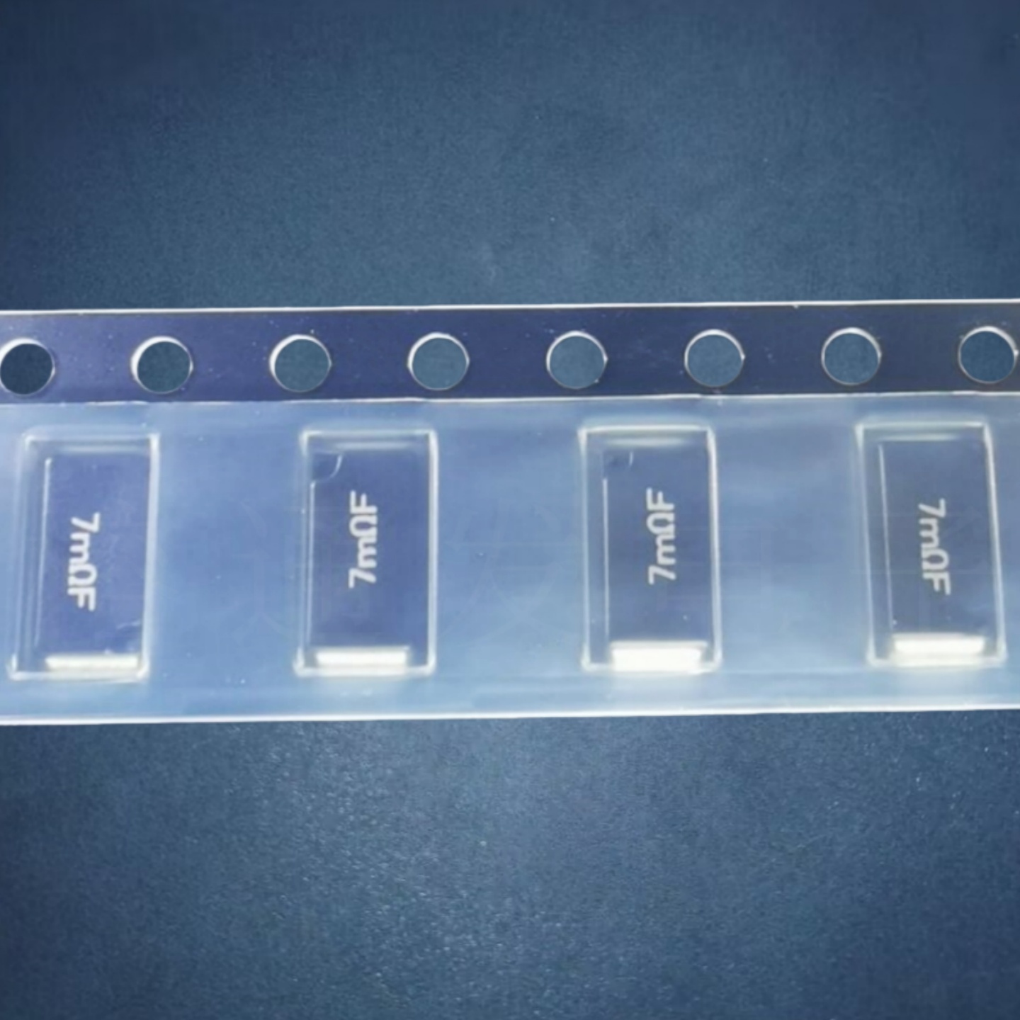 SL1TTE7L00F/KOA厂家电流传感电阻器0.007Ohm 1% 1W ±180ppm