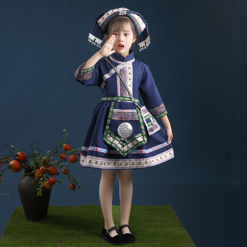 广西壮服三月三民族服装儿童壮族女孩演出服幼儿民族风服饰连衣裙
