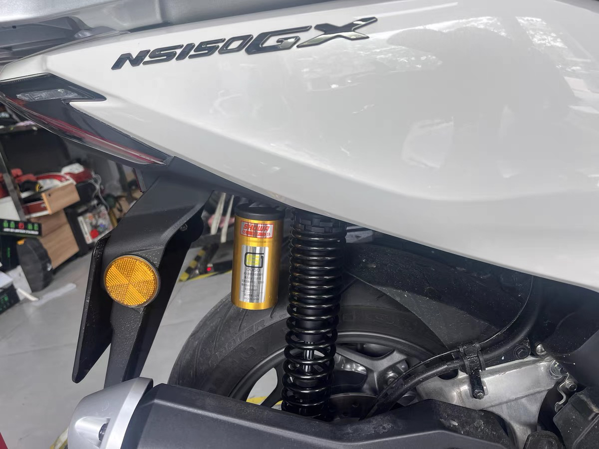 泰国进口适合本田PCX160 NWG150  NS150GX 昭和SHOWA可调后避震器