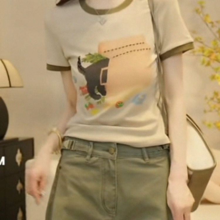 美式复古正肩圆领短袖T恤女夏季2025年新款修身百搭休闲短款上衣