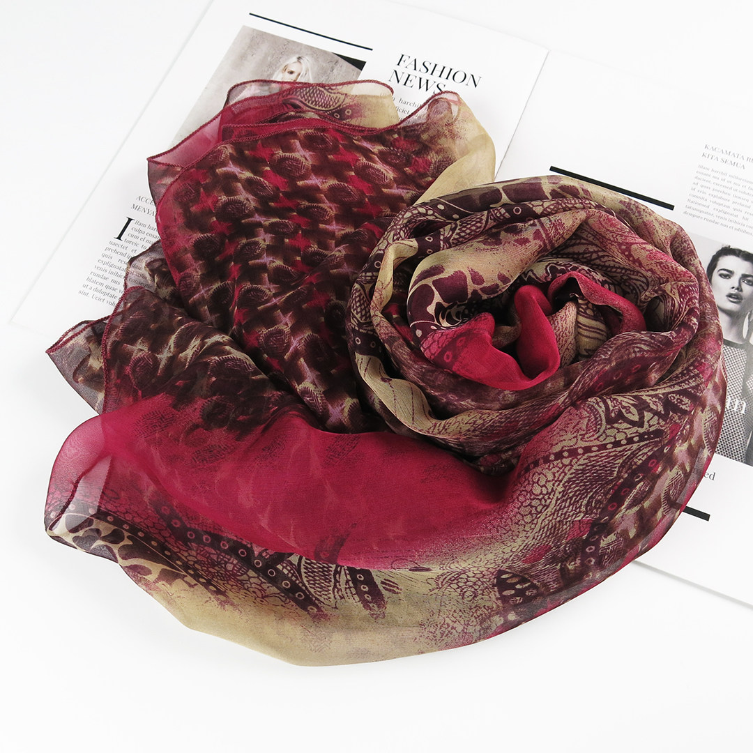 酒红色丝巾100%桑蚕丝！手感真好