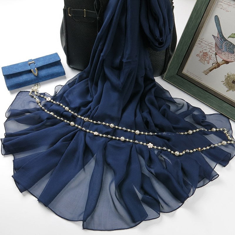 颜色很正！桑蚕丝丝巾！好看极了