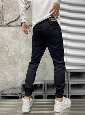 早秋季新款高品质潮流时尚简约修身显瘦弹力小脚纯黑色牛仔裤子男