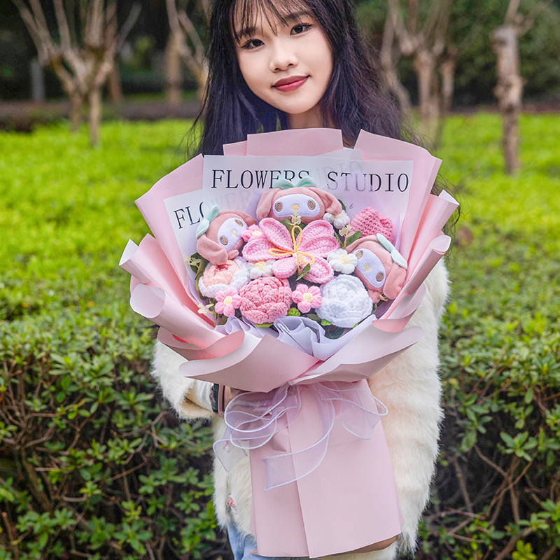可爱卡通库洛米公仔玩偶毛线花针织郁金香玫瑰花束女孩子生日礼物
