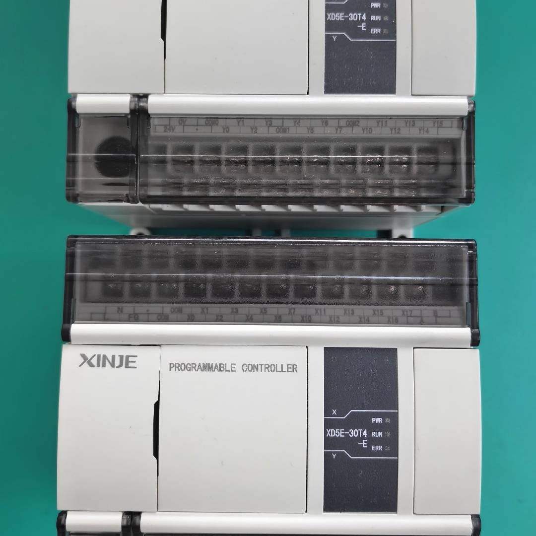 信捷XD5E-30T4-E，2只，成议价 也可为维修！！