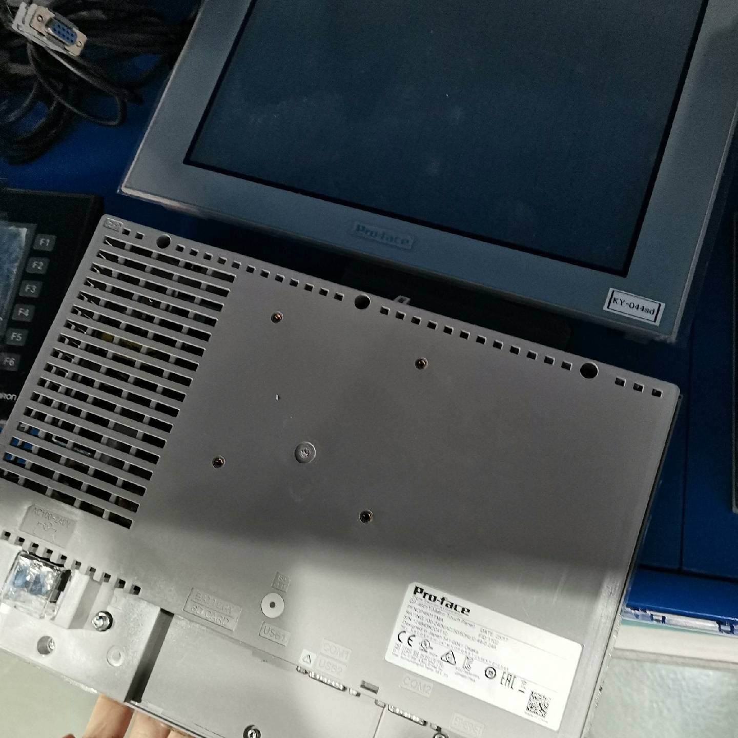 proface触摸屏，GP-4601TAM，议价 也可为维修！！